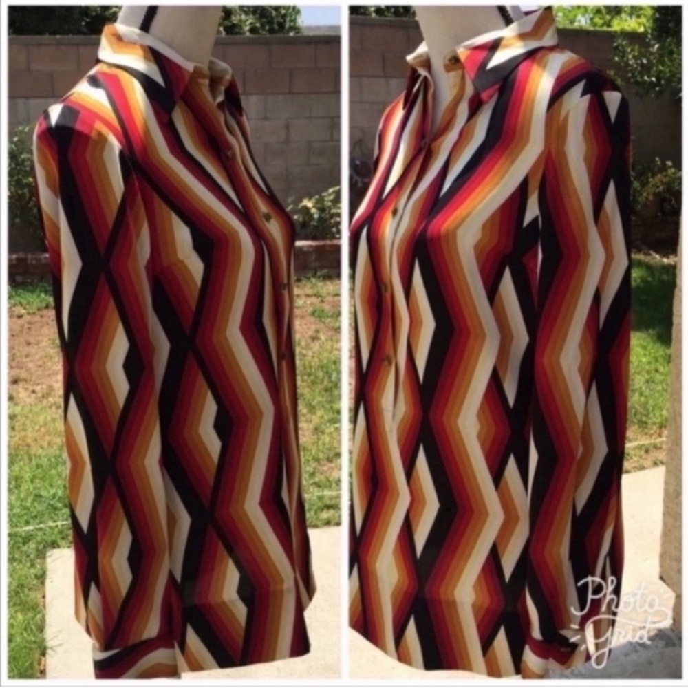 Anne Klein Red and Orange Geometric Top - Picture 6 of 8